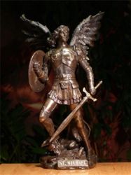 Figurka Michała Archanioła